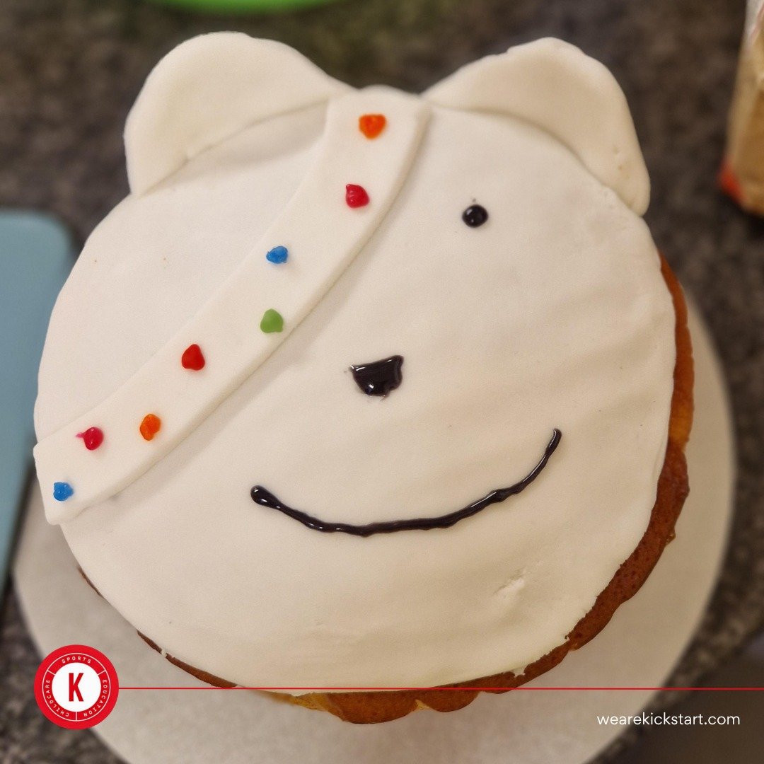 wearekickstart's tweet image. Last week at @Stmattsprimary, the children have been very busy baking cakes and biscuits ready for our Children in Need cake sale! 🧁🍪💛
Lots of mixing, decorating and smiling—all for a wonderful cause. 🎉
#ChildrenInNeed #StMatthewsPrimary #BakingFun #CakeSale #Kickstart