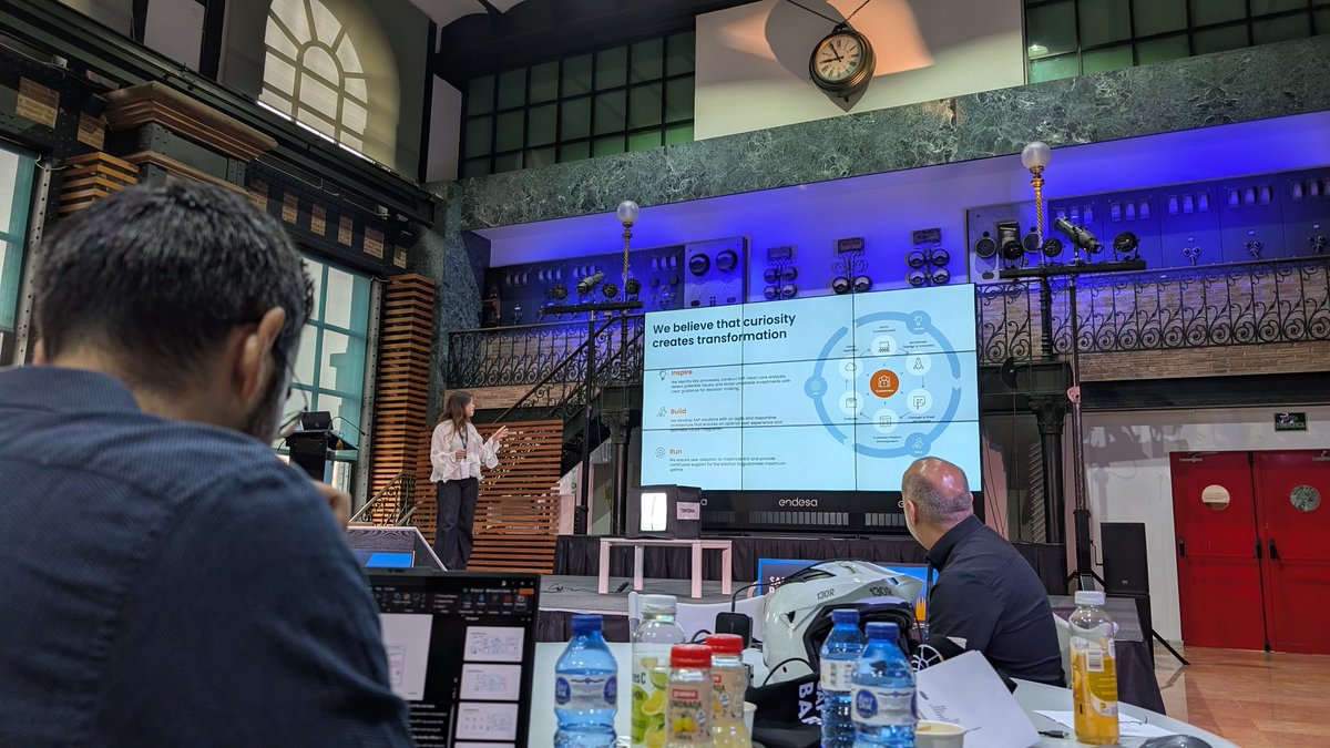 sitbarcelona's tweet image. #TRIFORK on stage 
A great demonstration how #SAP visión #AI can offer for quality management