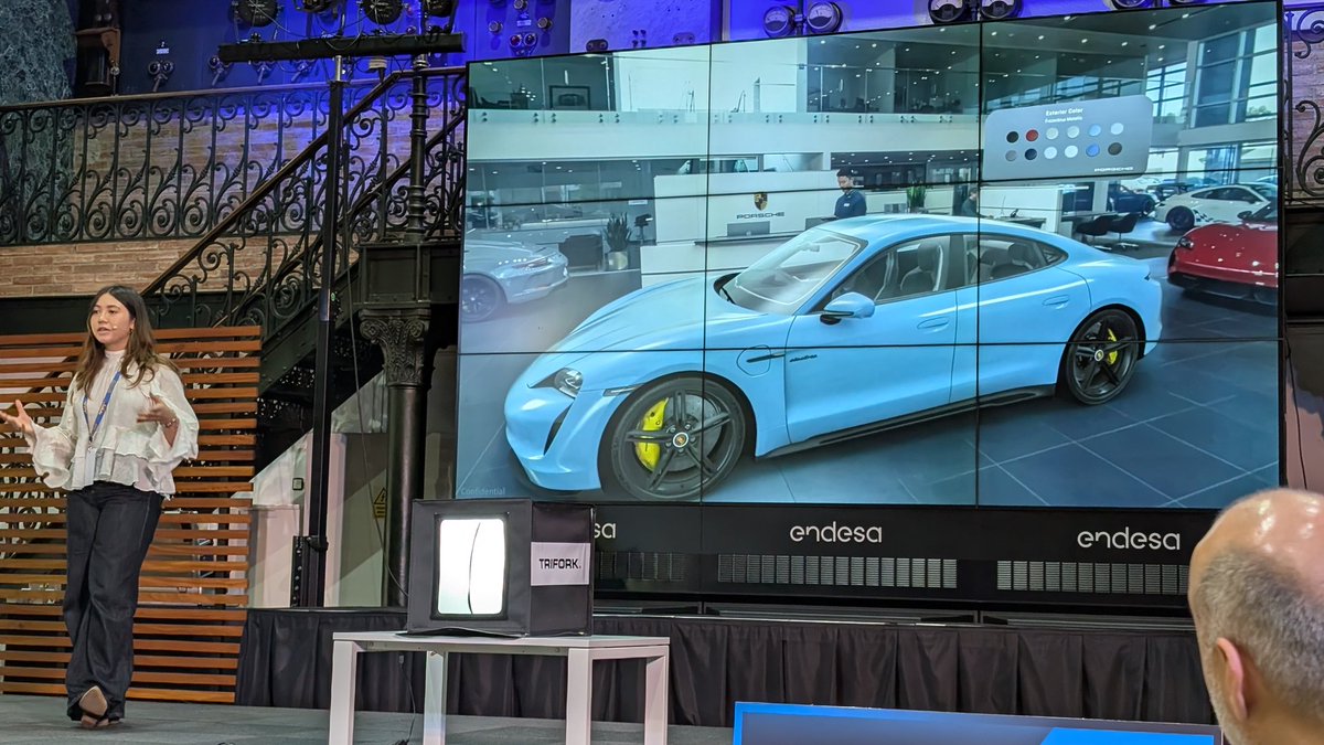 sitbarcelona's tweet image. #TRIFORK on stage 
A great demonstration how #SAP visión #AI can offer for quality management