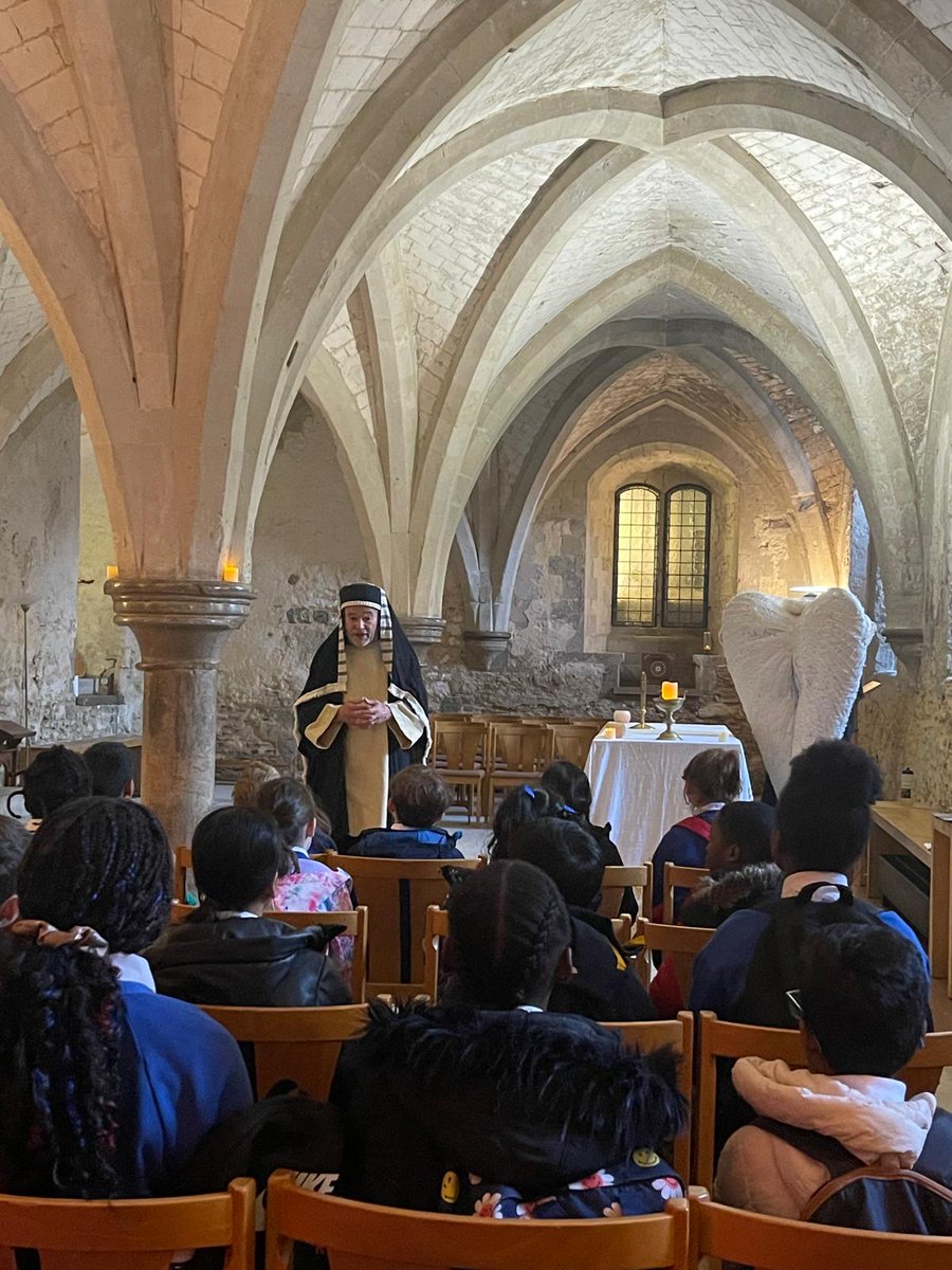 St Matthew's CE Primary School Redhill tweet media