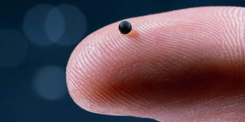 surgicalrobo's tweet image. Researchers at ETH Zürich have developed a microrobot capable of transporting drugs to specific locations within the body, with the potential for use in hospitals in the near future. Learn more: ethz.ch/en/news-and-ev…

#robotics Source: ETH Zurich Image: Luca Donati / ETH Zuric