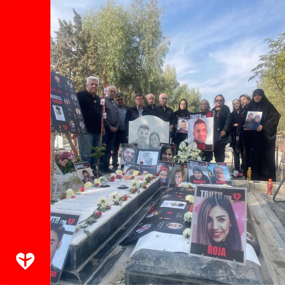 خانواده‌های جان‌باختگان پرواز جمعه ۲۳ آبان در بهشت زهرا یاد مسافران متولد آبان‌ماه را گرامی داشتند.

این گردهمایی ها برای جلوگیری از فراموشی و یادآوری همه‌ی دروغ‌هایی است که جمهوری اسلامی از روز جنایت تا امروز گفته است.
ما برای دادخواهی و عدالت ایستاده‌ایم، و این نبرد تا روز