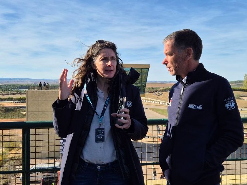 CERX_RFEDA's tweet photo. Fue un honor recibir el domingo a Janina González, @FIAWorldRX Championship Coordinator, en representación de @fia. Gracias por acompañarnos en la Gran Final del #CERXLoterías en @AragonMotorLand, disfrutando del desenlace de la temporada ✅

#WorldRX #EuroRX #CERX #Rallycross https://t.co/RQ0nR5Blhg