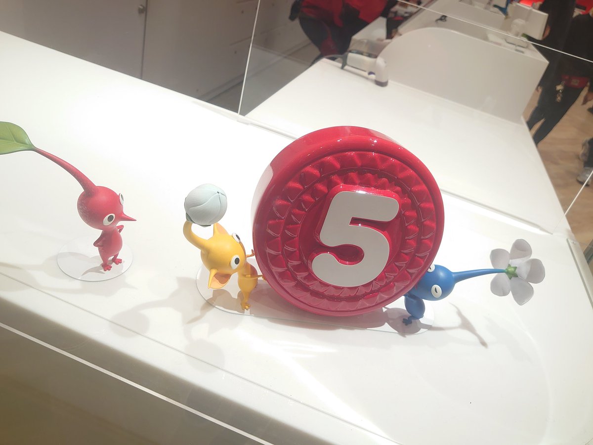 01hmNegip's tweet image. ニンテンドーfukuoka行ってきた