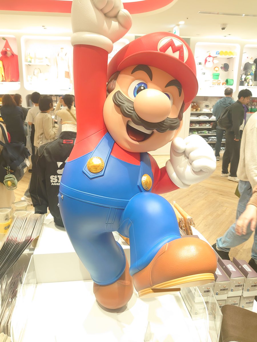 01hmNegip's tweet image. ニンテンドーfukuoka行ってきた