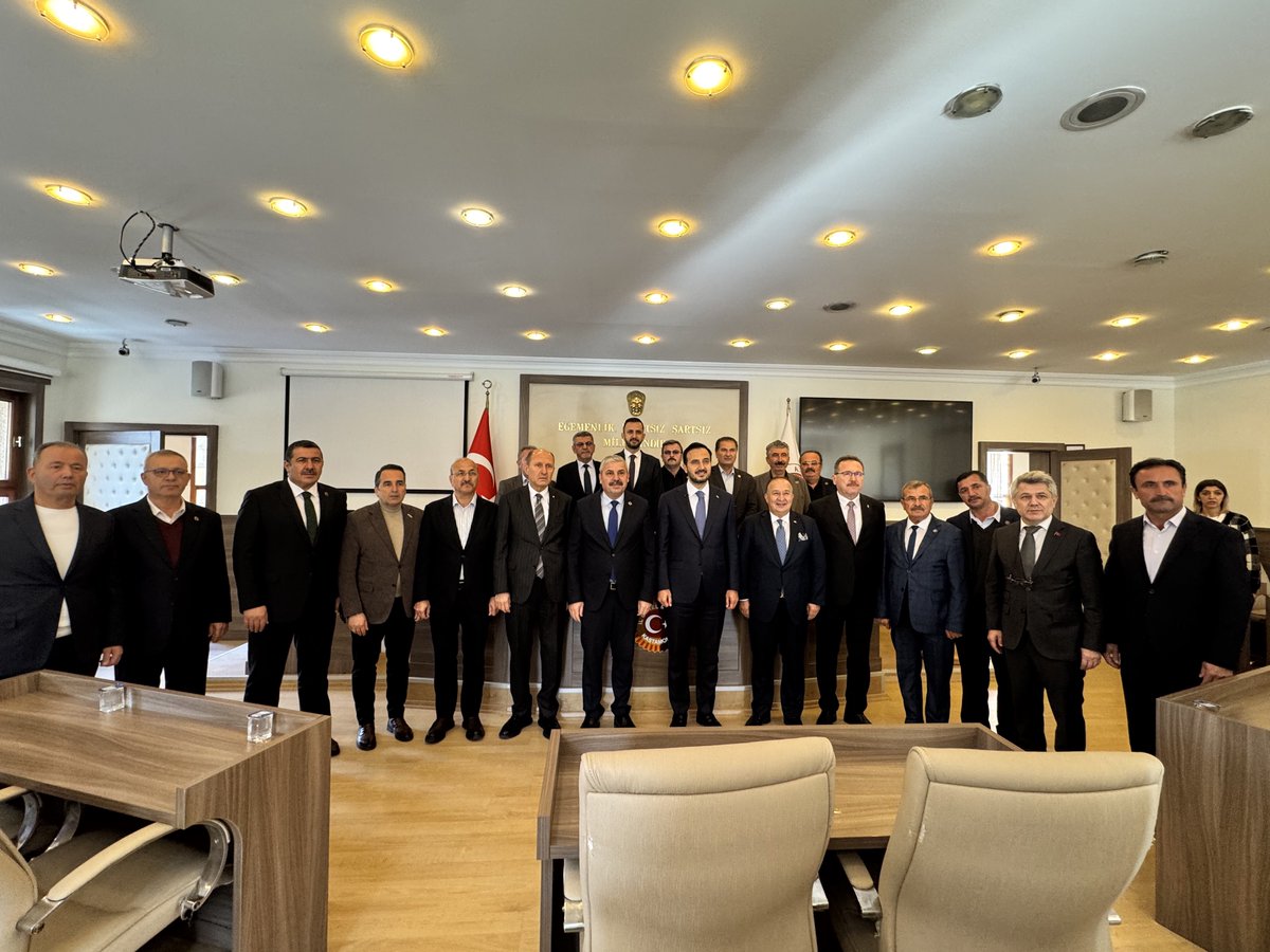 sevgilioglu's tweet photo. 📍 İl Genel Meclisi Ziyareti

AK Parti İstanbul İl Başkanımız Sn. Abdullah Özdemir (@abdullahozdemir ) ile birlikte İl Genel Meclisi Başkanımız Sn. Doğan Ünlü’yü ve İGM üyelerimizi ziyaret ederek çalışmalar hakkında istişarelerde bulunduk.

Misafirperverlikleri için İGM Başkanımıza ve meclis üyelerimize teşekkür ederiz.

@Akparti @RTErdogan @abuyukgumus @AKGMTeskilat @akparti_37 @akpartiistanbul