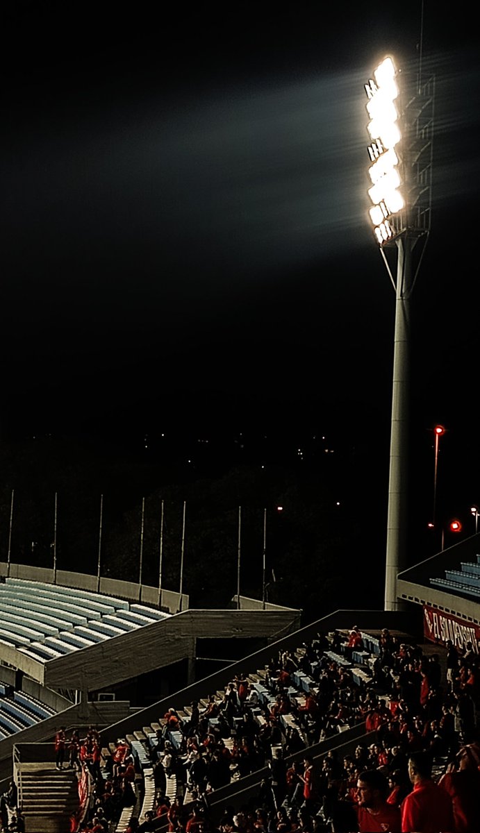 #FloodlightFriday
🏟️ EstadioCentenario
📍 Montevideo
🇺🇾 Uruguay

instagram.com/p/DRCLqxWEapU/…

#centenario #estadiocentenario #uruguay #montevideo #hopping #groundhopping #groundhopper #fussball #ground #football #stadion #stadium #hopper #soccer #futbol #calcio #estadio #ultras #ball