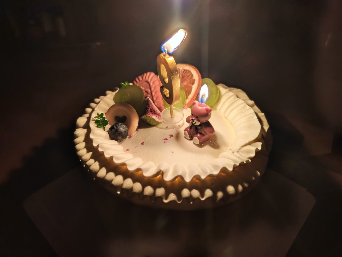 小熊点天灯了……