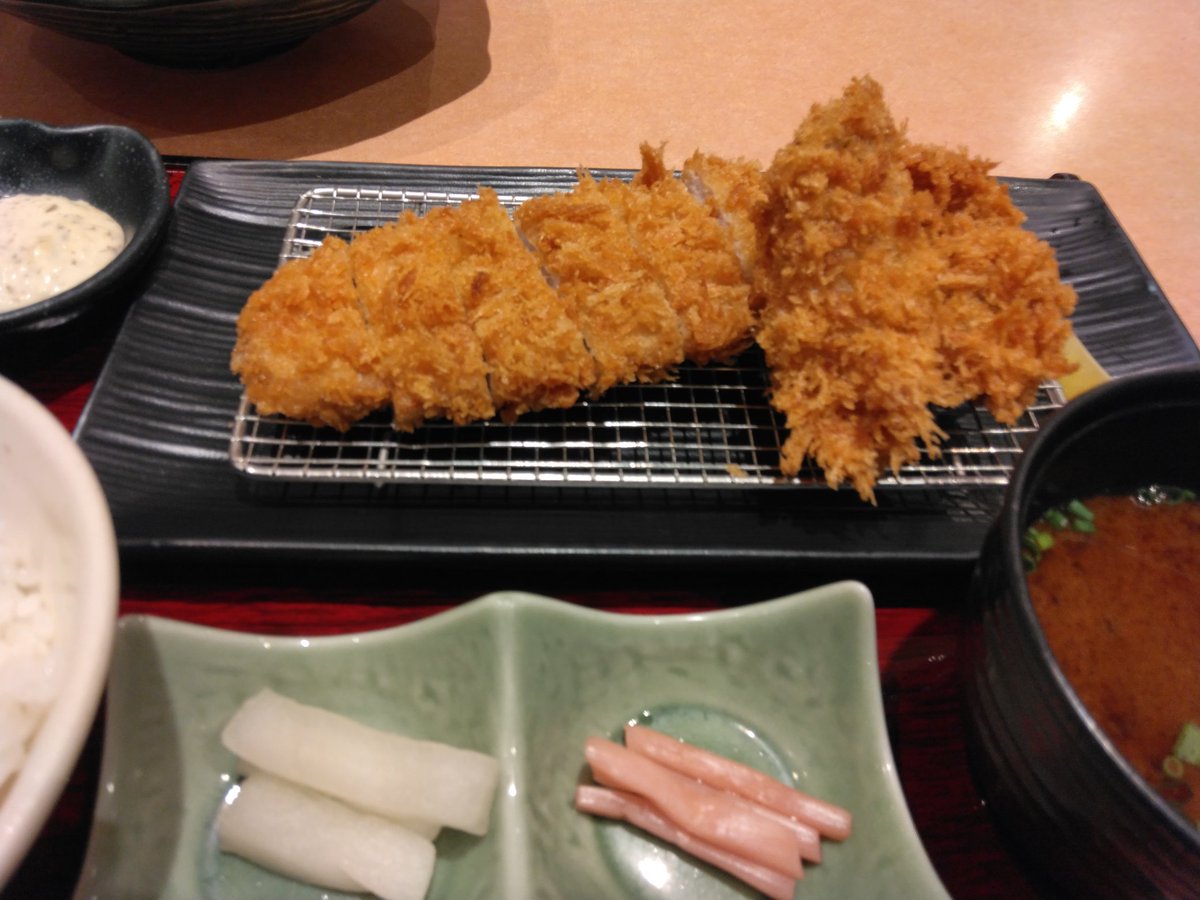 rubyzzz's tweet image. お寿司と迷ったけどかきふらいに負けた