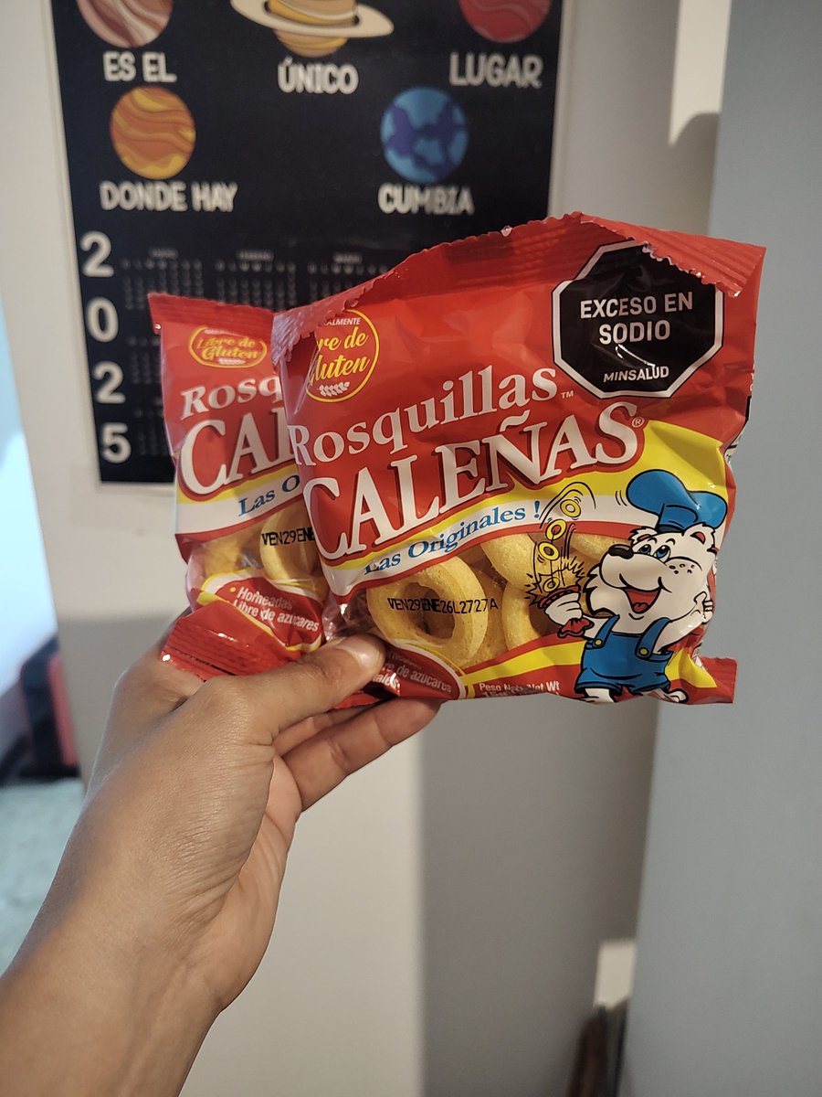 Que Cali es Cali señores lo demás es loma! 🙏🙏🥹 
Mi caja navideña llegó jeje 🙂‍↕️🙂‍↕️🙂‍↕️