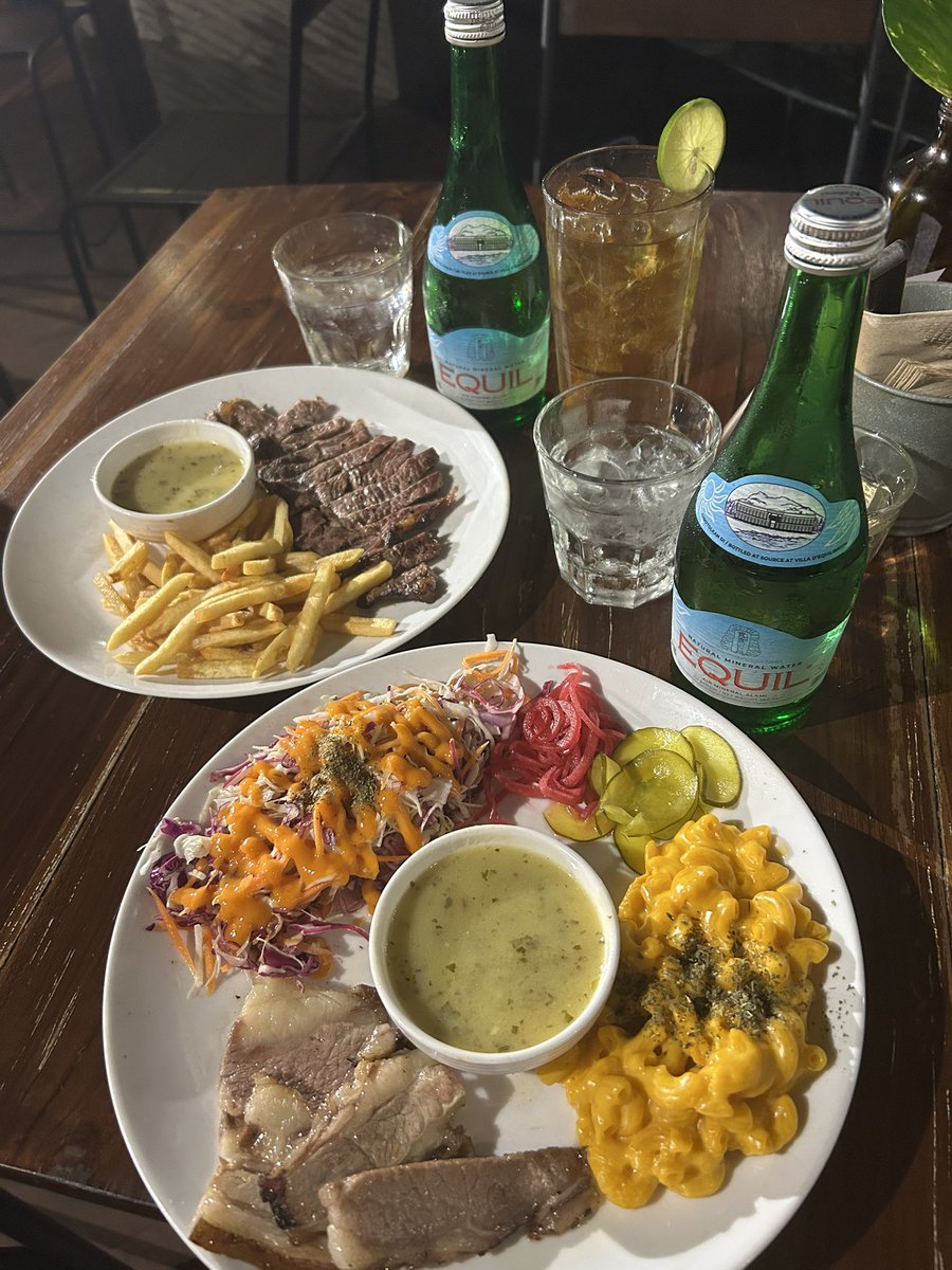 esavior61's tweet image. Ngajeng lu tonn