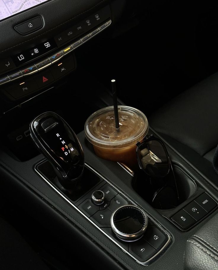 _GirlSay's tweet photo. A girl’s car https://t.co/aYkvVfDCVU
