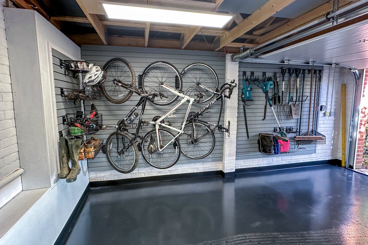 GaragePride's tweet photo. Check out this recently completed garage transformation that we supplied our client! 
If you have a garage that you'd like to improve, visit our showroom in Guildford https://t.co/BZtFMsnATn