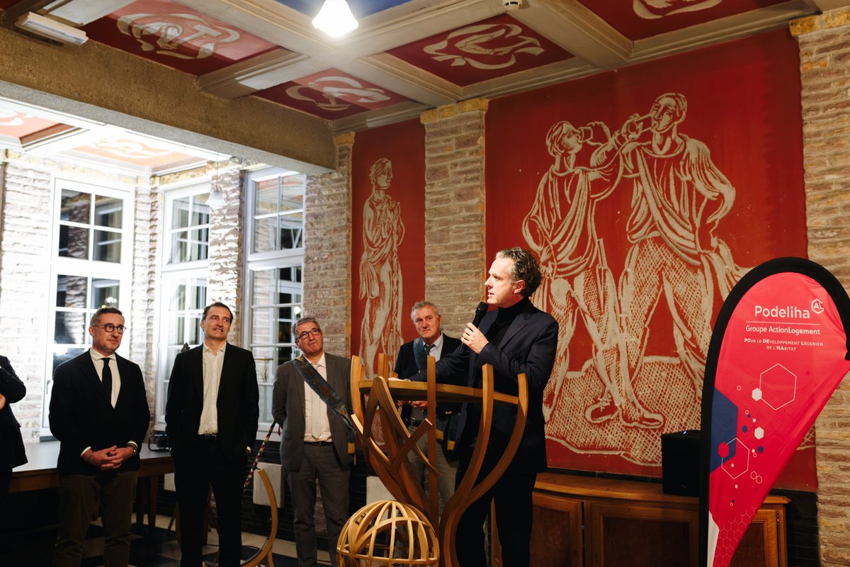 Podeliha tweet media