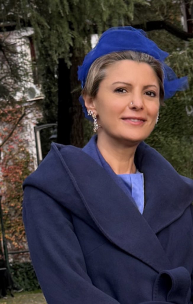 🧿 Bir maşallahınızı alırım, güzel haberlerimi veririm. 🥰

An itibariyle tedavim tamamlandı ve tertemiz sonuçlarımla uğurlandım. Bitti, gitti! Şükür! Çok şükür! 🙏🏼
Mücadele eden, tedavisi süren herkese şifalar dilerim. Geçsin gitsin, tamamen bitsin. Bir daha hiç uğramasın.🌸🙏🏻🌸