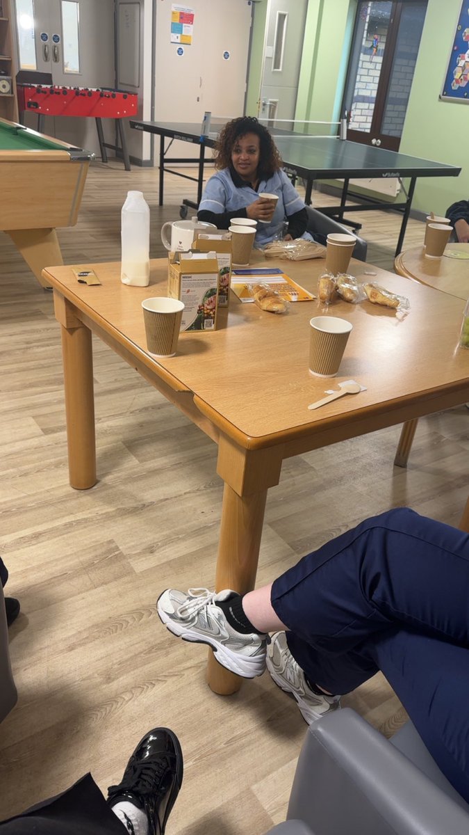 daberek's tweet image. Staff wellbeing #fikafriday#meadowbrookunit#Gmmh