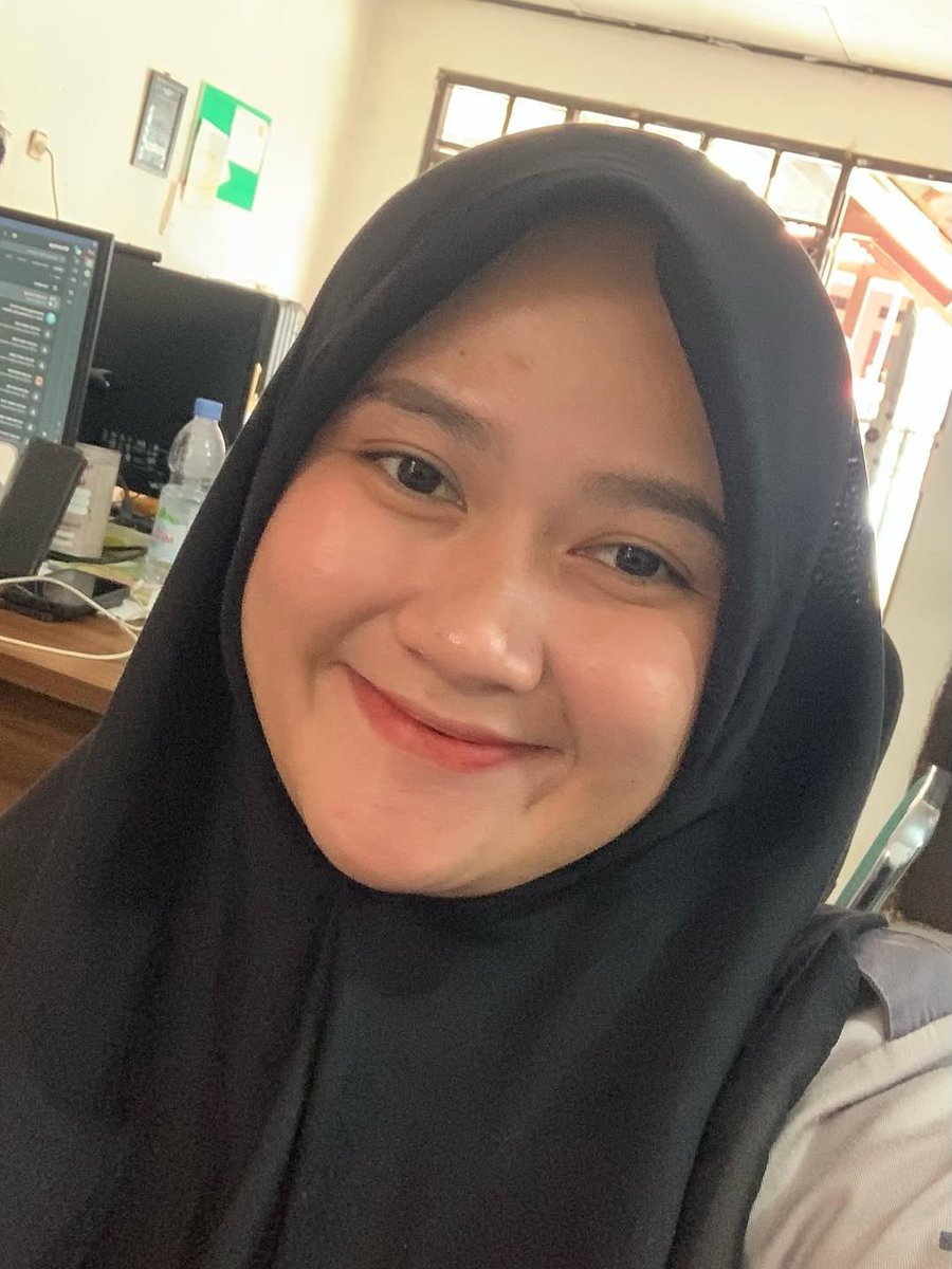inuruli11's tweet photo. Kata orang kita gak akan pernah kehilangan semangat. Kalo kamu merasa cape, mungkin kamu lagi lupa kata kata itu. 

#inuruli #semangat https://t.co/pT9U8ibMcw