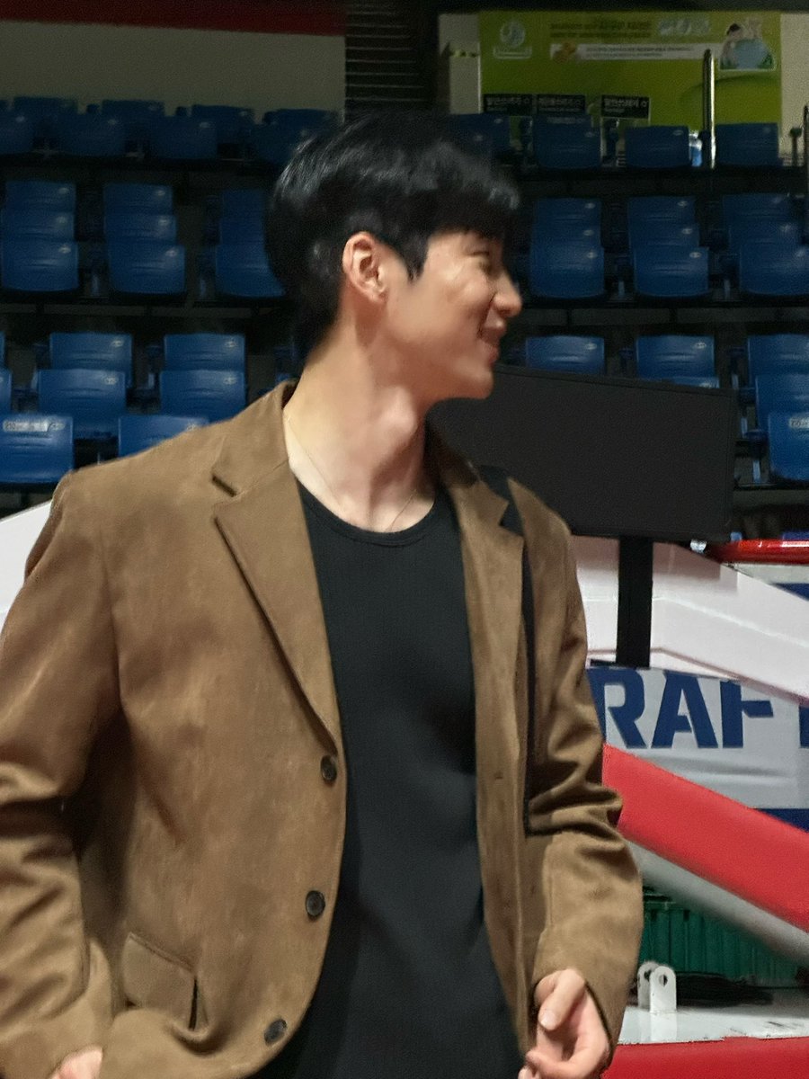 _Moonuu's tweet image. ㅋㅋ(p)