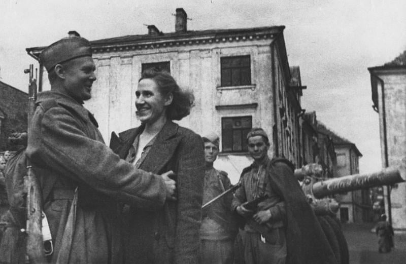 aleksbrz11's tweet image. The Red Army Liberated Estonia Talinn on 26 September 1944