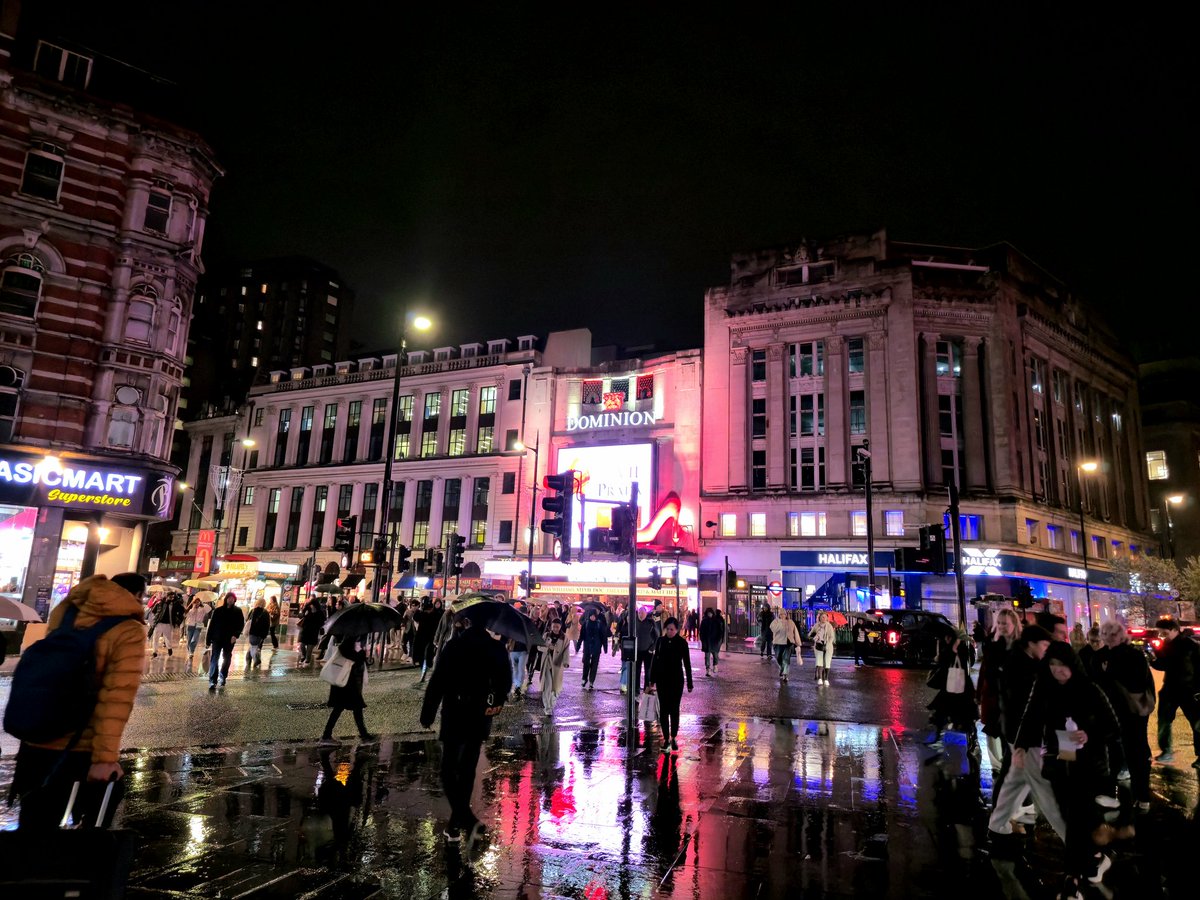 Becky Taylor tweet media