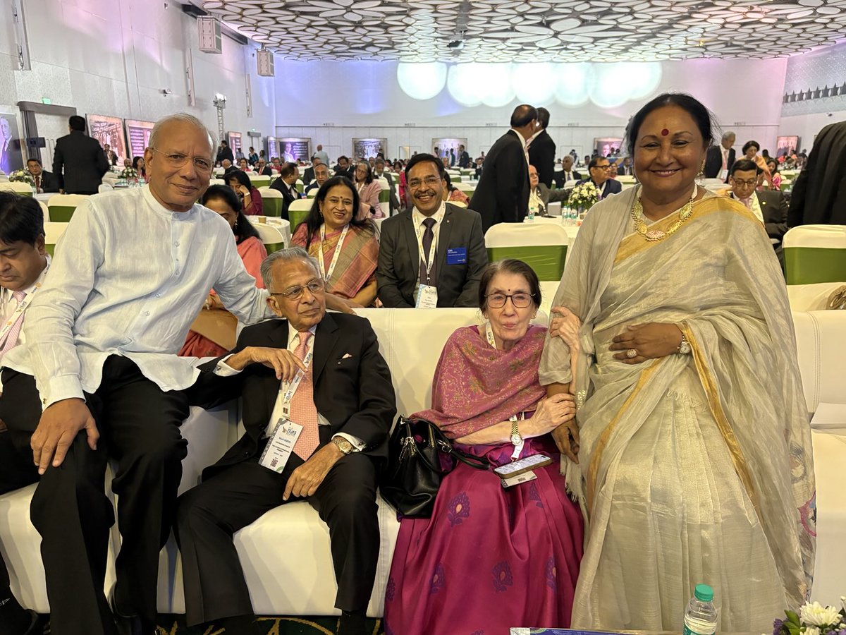 rushbl's tweet image. Some nice and warm moments at ⁦@TejasRZI2025⁩ ⁦our zone institute in Delhi. @KRRavindran105⁩ ⁦@Rotary⁩