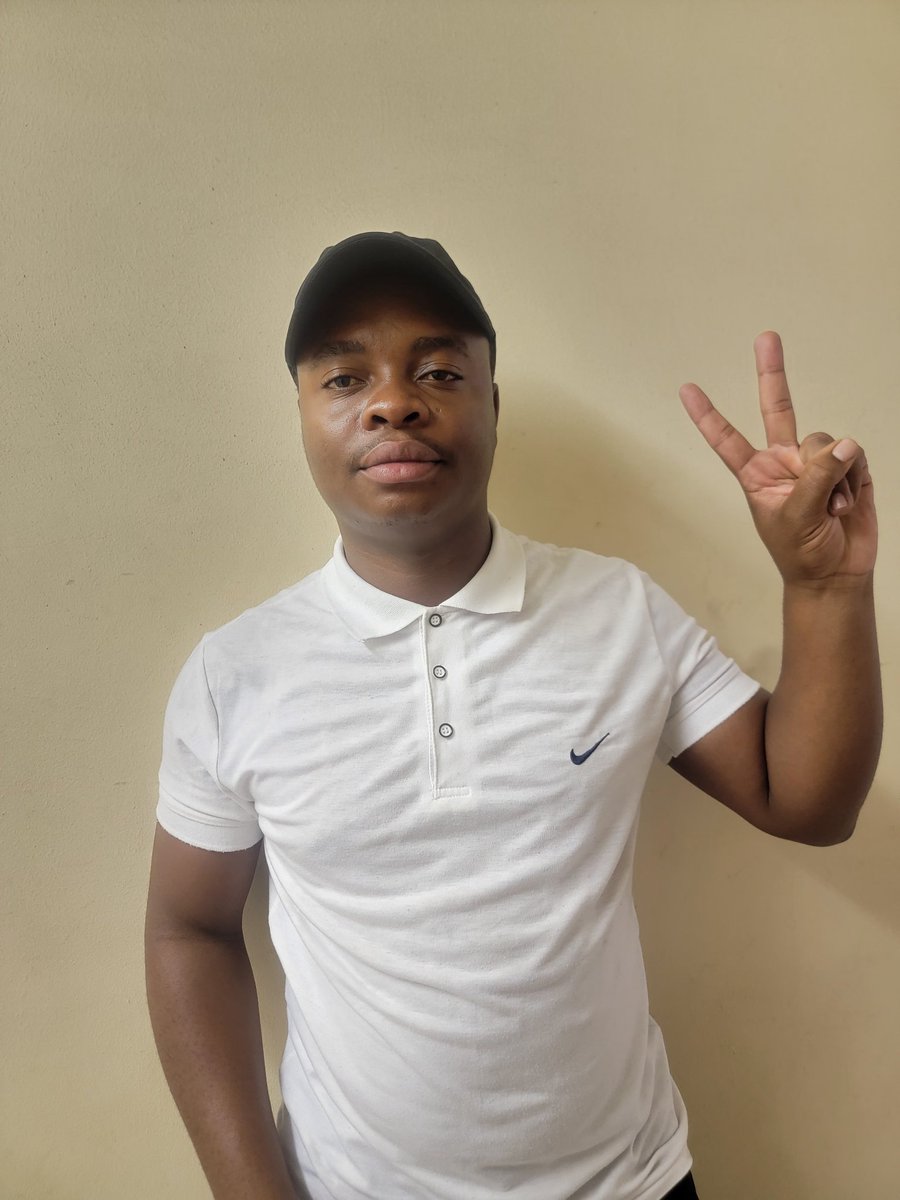 Che_Guevara_ZW's tweet photo. Today, we wear white and answer to the call by the Zimbabwe Solidarity Movement to stand for peace! Let's raise our voices against state-sponsored violence and demand an end to the abduction and torture of innocent citizens. #PeaceFridayZW #EndViolenceZW #StopTheAbductionsZW https://t.co/BM8Db7vSA6