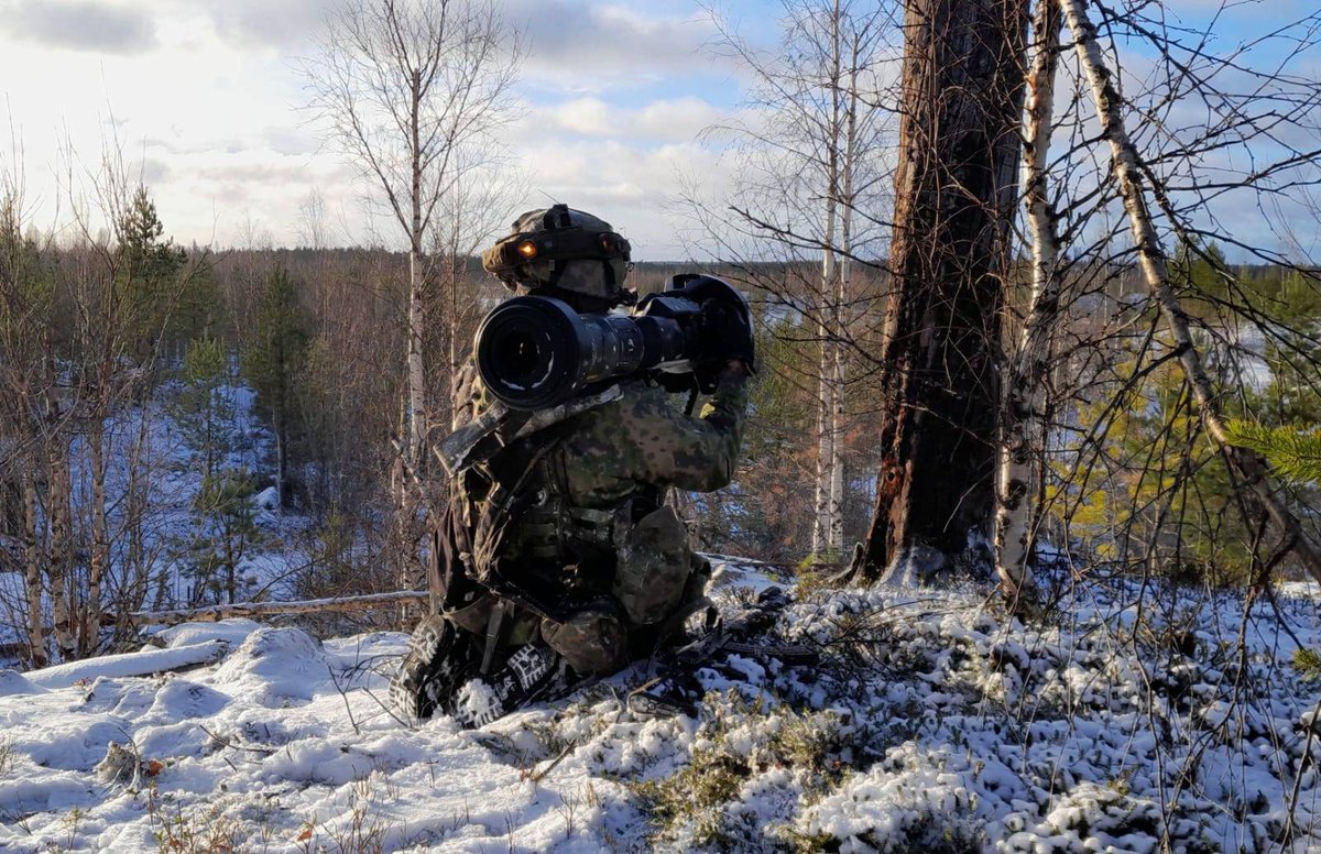 KainuunPR's tweet photo. PST-voimaa! panssarintorjuntaryhmä tukee komppanian iskuportaan hyökkäystä. Ohjuskalusto ei jätä vaunuille mahdollisuuksia.
#kaipr #maavoimat #inttiarki #kaijp https://t.co/ZcTMX3TjYz