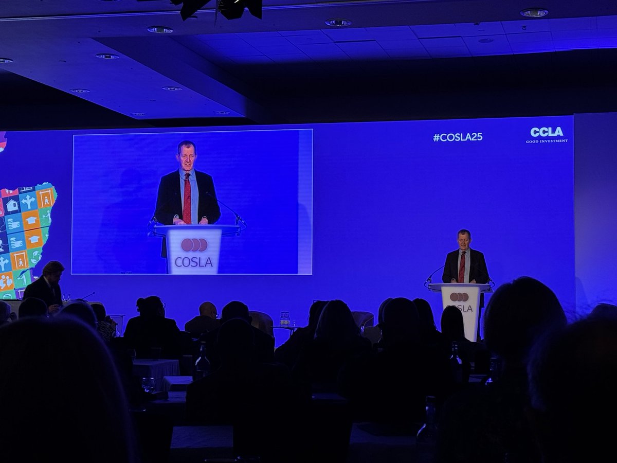 Si Cameron tweet media