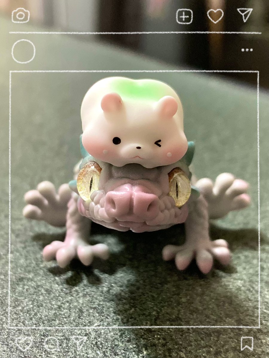 ハーゲンダァァァッツ！！！！

ハァ〜可愛すぎてたべたい🦎🐹💕

#weimei_rdean #kumukuku