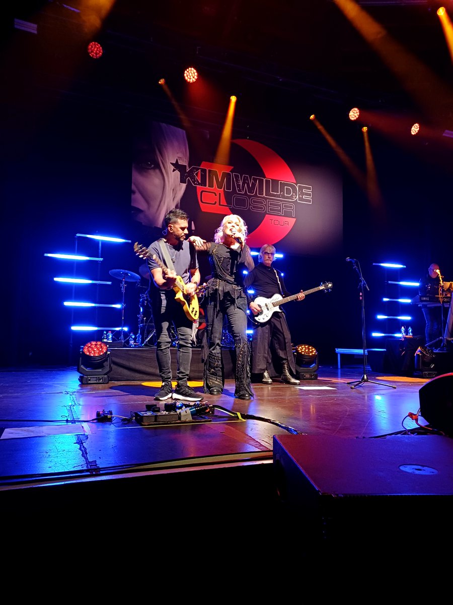 morph_chris's tweet image. Kim Wilde Concert yesterday
Munich/Zirkus Kronebau 🎹😃