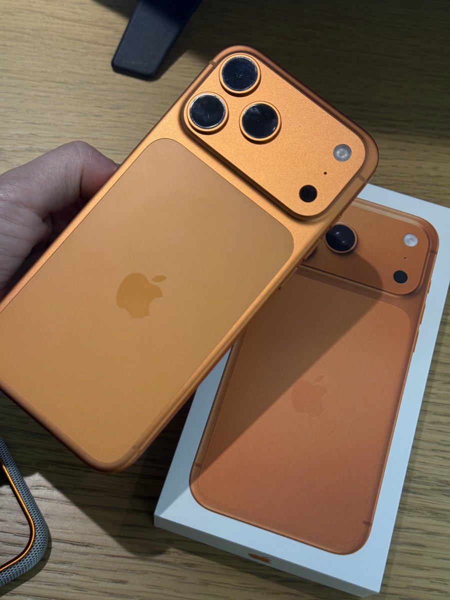 SORTEO – 3 IPHONE 17 Pro Max 📲

Sí, REAL (sin trucos ni sorteos falsos)
Voy a regalar 3 iPhone 17 Pro Max 📱💎
Porque quiero agradecer todo el apoyo y seguir creciendo juntos 

👉 Participar:
1️⃣ Sígueme y haz RT
2️⃣ Únete al grupo:t.me/+lTUvxxrFM4U0Y…
3️⃣ Comenta “HECHO" 

📅