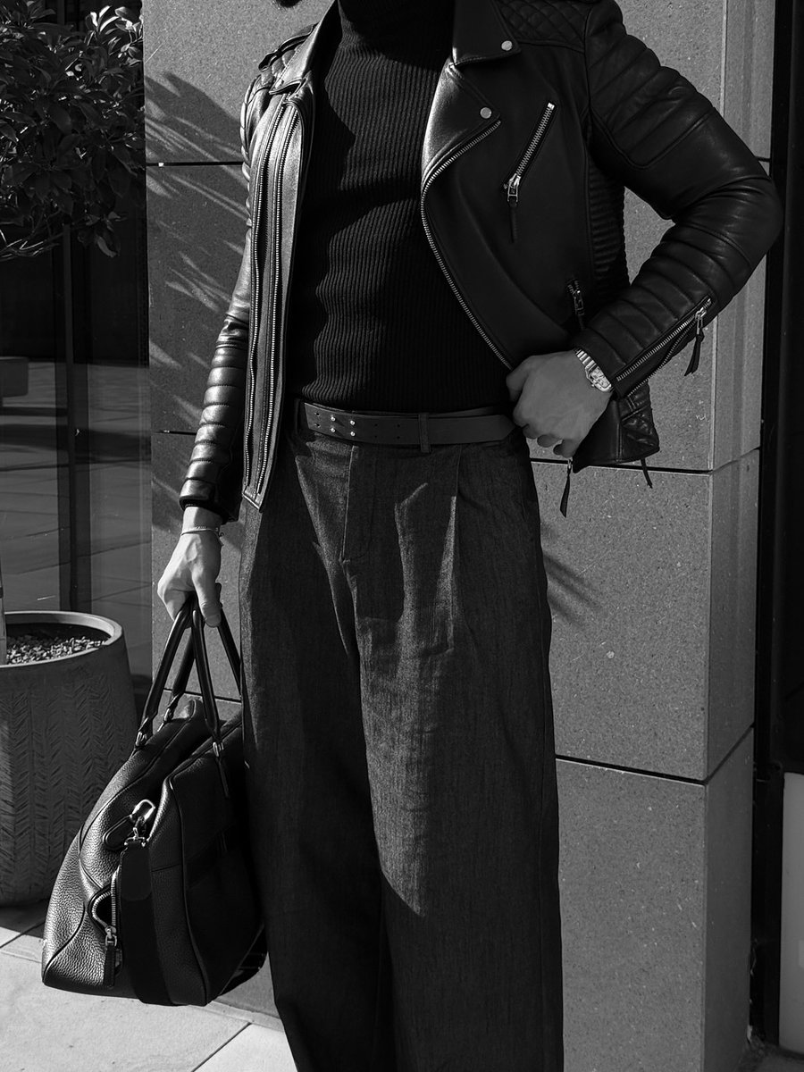 BODASKINS's tweet photo. Light hits leather, and the day opens up.

@alexsaunes keeps it sharp on the streets of Manchester in our classic Kay Michaels jacket.

https://t.co/vZfZByfeov https://t.co/kI76sbA1KP