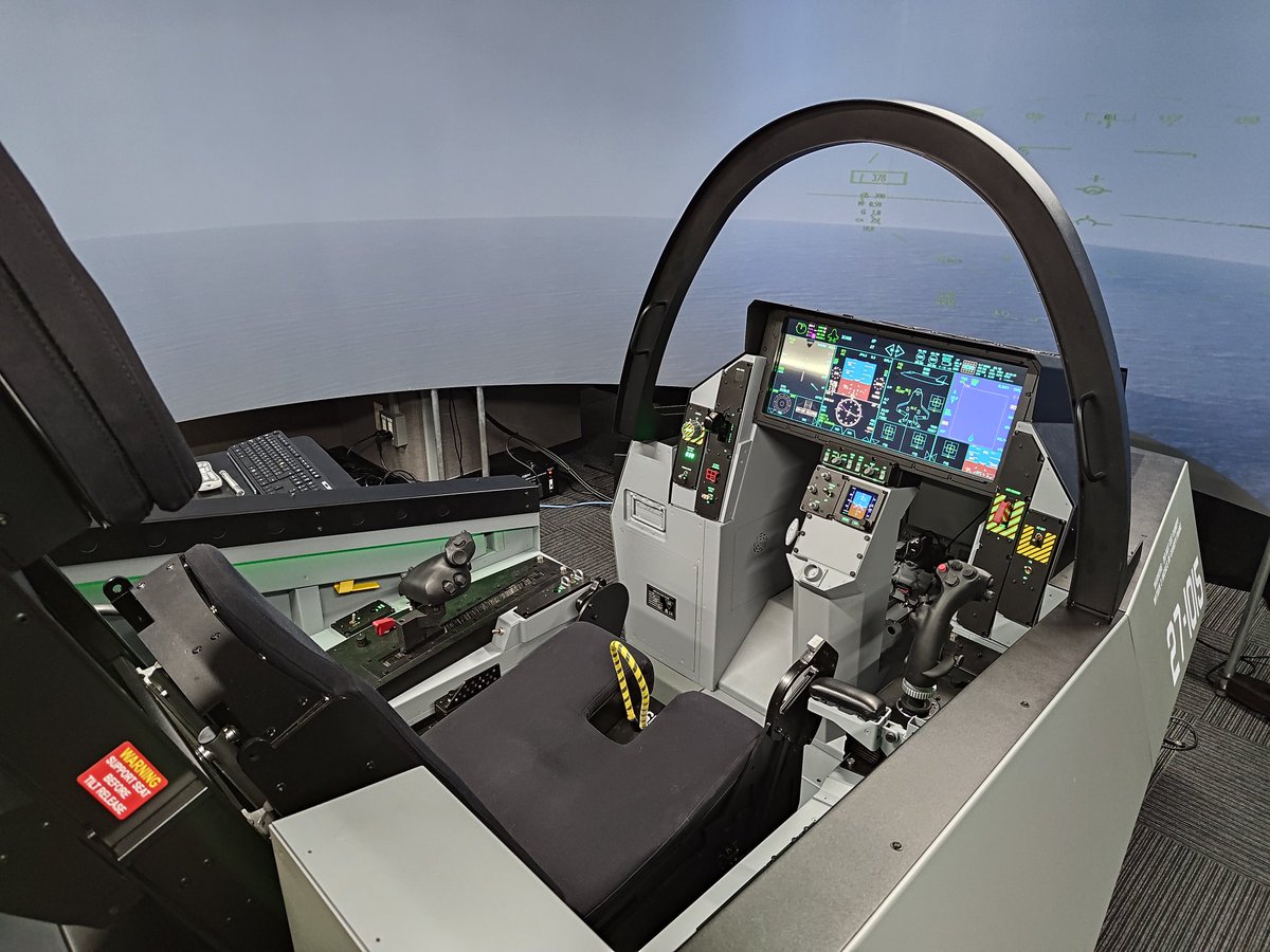 tibi241_TYFE's tweet image. 今日はすごい物をおさわりさせて頂いた
すごい人たちとも会った
すごい一日だった