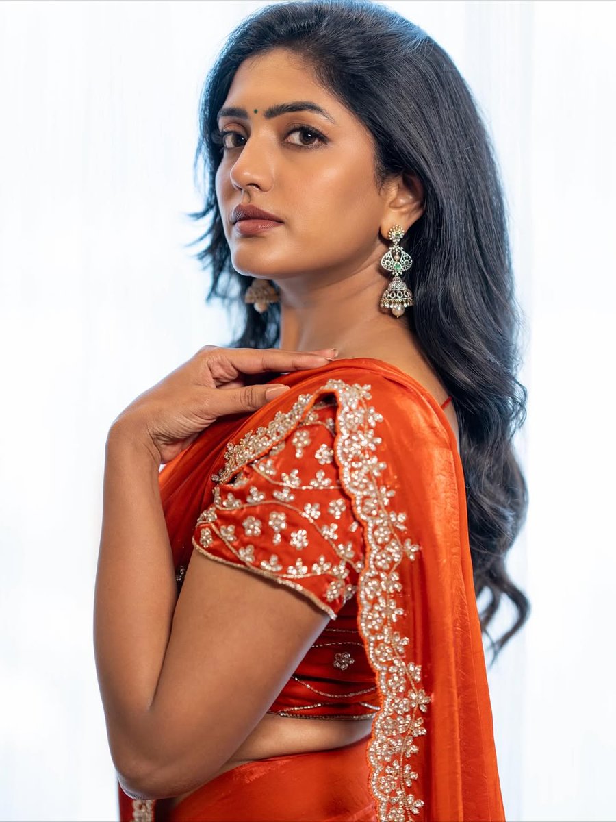 ActrezHub's tweet image. #EeshaRebba #Eesha