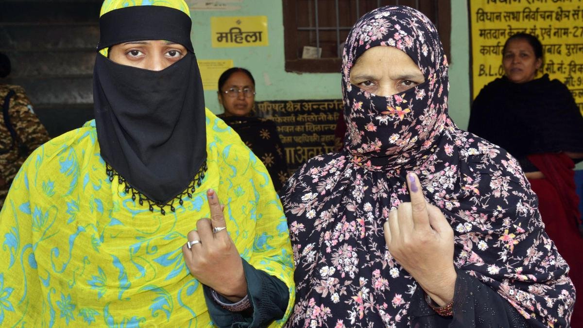 #BiharElectionsWithTheHindu | The All India Majlis-e-Ittehadul Muslimeen’s resurgence in Bihar’s #Seemanchal region has emerged as a decisive factor in explaining the Mahagathbandhan’s (MGB) failure to convert Muslim-majority constituencies into electoral victories. 

✍️<a href="/vrsrini/">Srinivasan Ramani</a>,