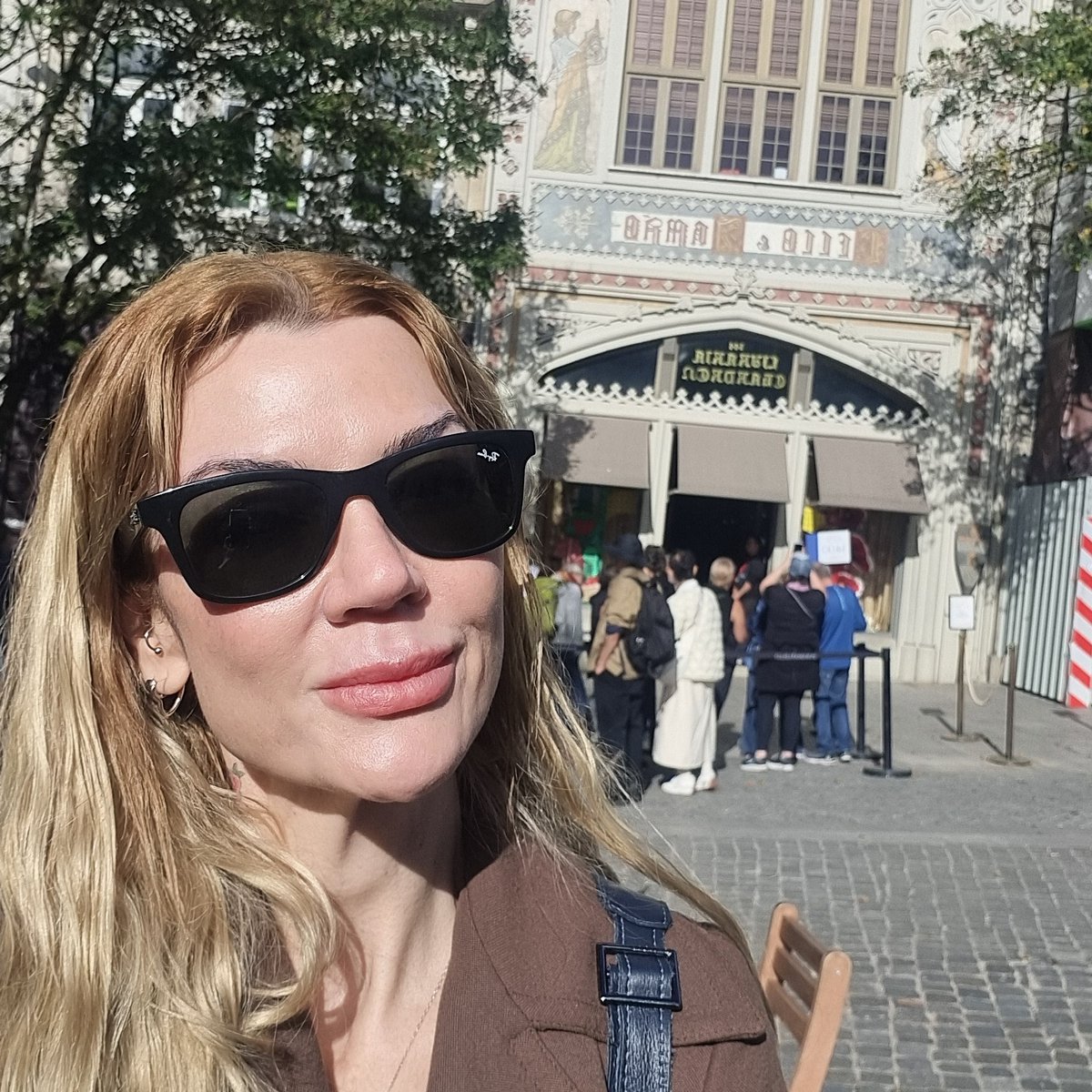 pleasant_dreamm's tweet image. Livraria Lello
#librarygirl #library #librarian #lelo #Coffee #LoveYourW  #CoffeeTime