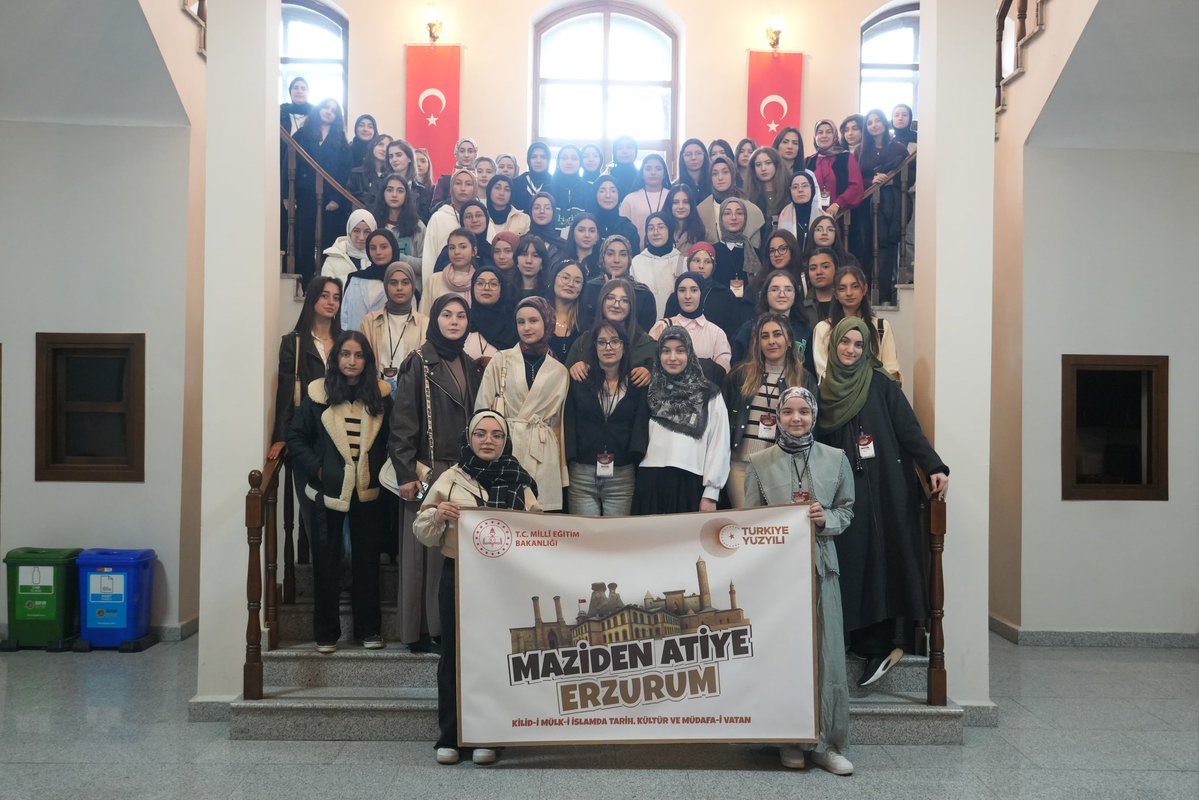 “Maziden Atiye” Projesi, Medeniyetlere Ev Sahipliği Yapmış Kentlerimizde Öğrenci ve Öğretmenlerimizi Ağırlamaya, Nesilleri Kültürün ve Tarihin Rotasında Buluşturmaya Devam Ediyor
<a href="/tcmeb/">Millî Eğitim Bakanlığı</a> <a href="/Yusuf__Tekin/">Yusuf Tekin</a> <a href="/Trabzon_MEM/">Trabzon İl Milli Eğitim Müdürlüğü</a> <a href="/hasan_uygun91/">hasan uygun</a> <a href="/AkcaabatIlceMEM/">Akçaabat İlçe Milli Eğitim Müdürlüğü</a> <a href="/AkcaMehmetUSTA/">Mehmet USTA</a> <a href="/fatmababul2/">fatma babul</a>