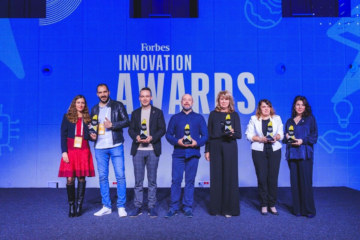 shelly_IoT's tweet image. 🚀 Shelly shines at the Forbes Innovation Forum &amp;amp; Awards 2025!
Our CEO Dimitar Dimitrov shared Shelly’s journey “From Relays to Ecosystem” - and won the title Innovative Leader of 2025, while Shelly 2PM Gen4 got 3rd place for Innovative Product: shelly.link/Forbes-BG