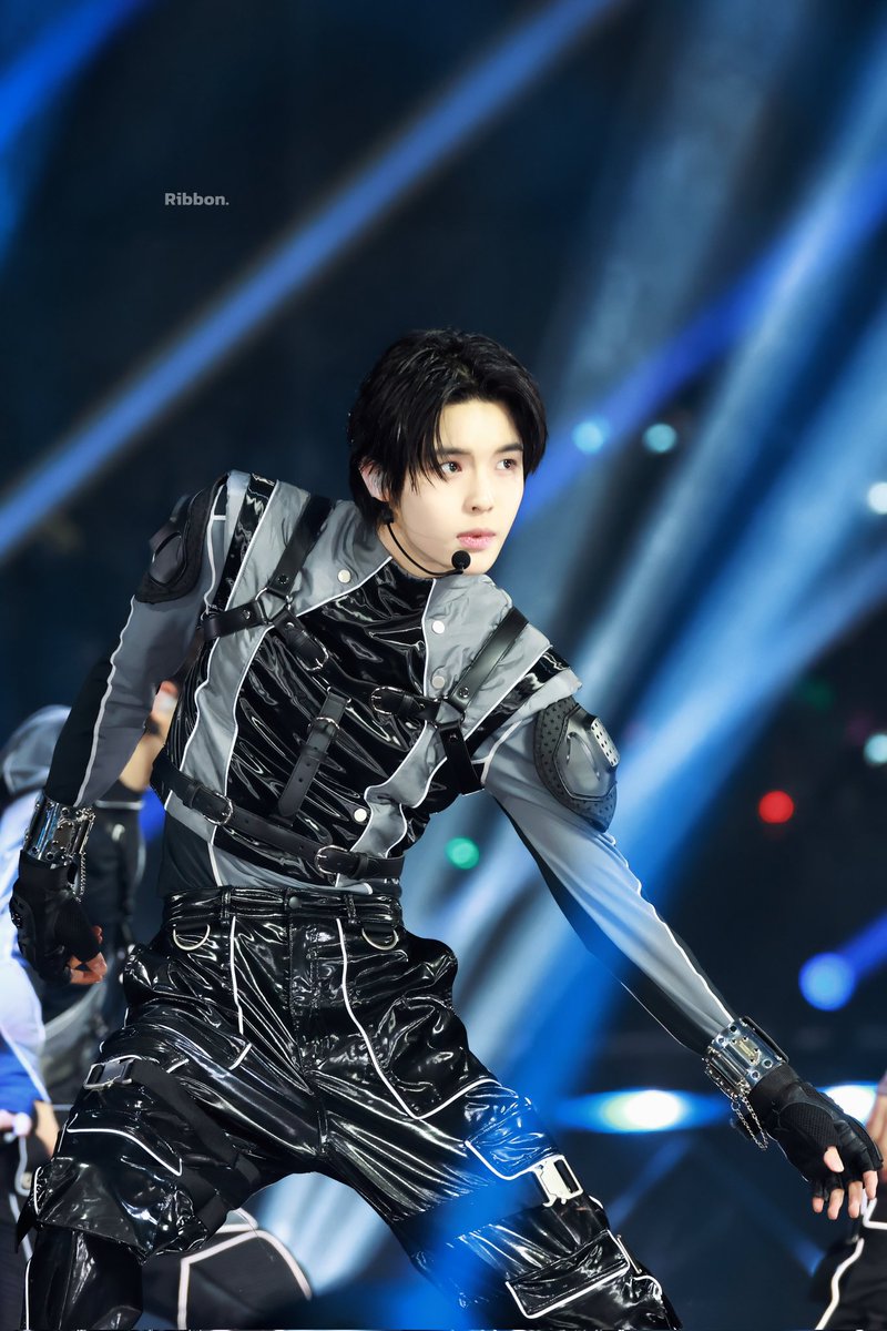 tatapicss's tweet photo. Tata has proven that he is a star on stage 🫶🏻✨
#타타 #TATA 
#ตาต้า #SMTR25 https://t.co/ydxGdnpEpW