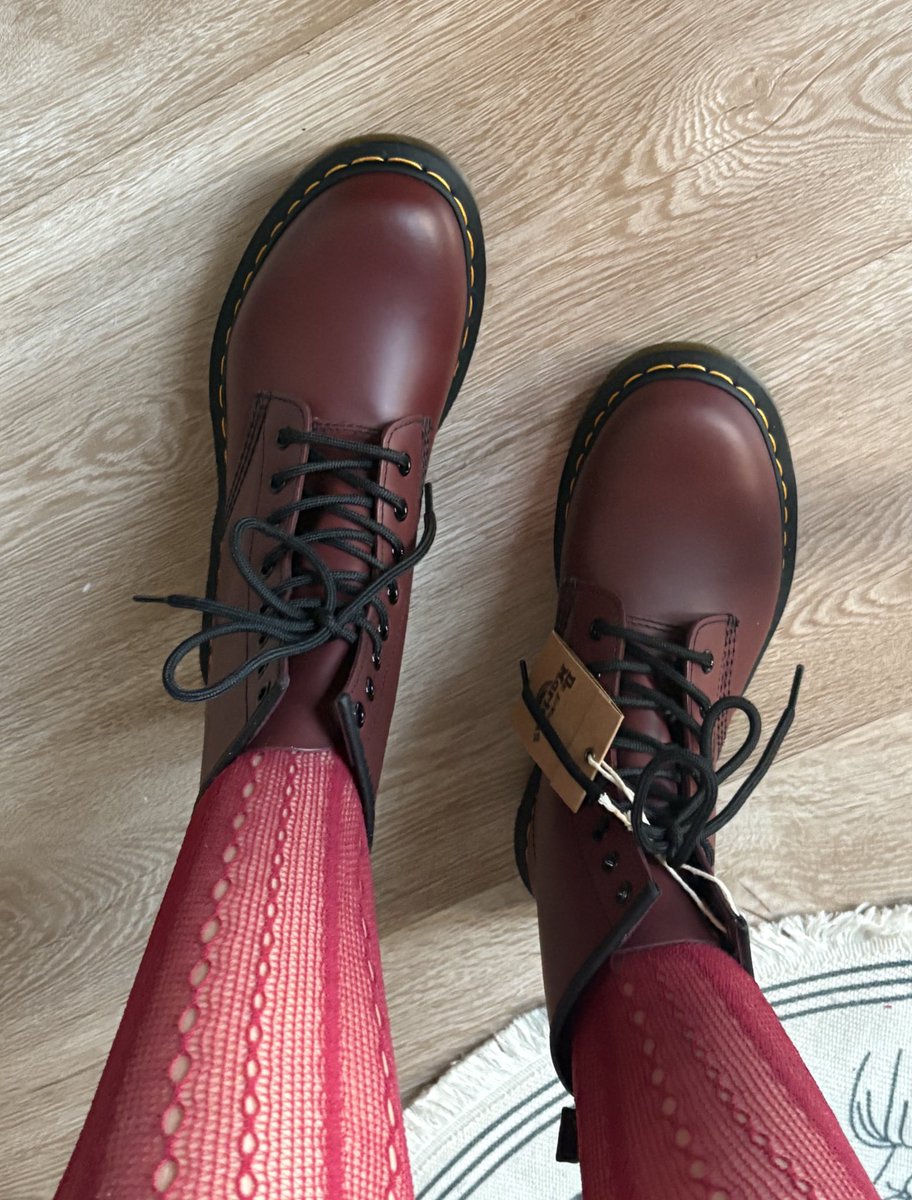 бедолагам слева стало совсем плохо спустя пять лет, так что были куплены новые 🤭