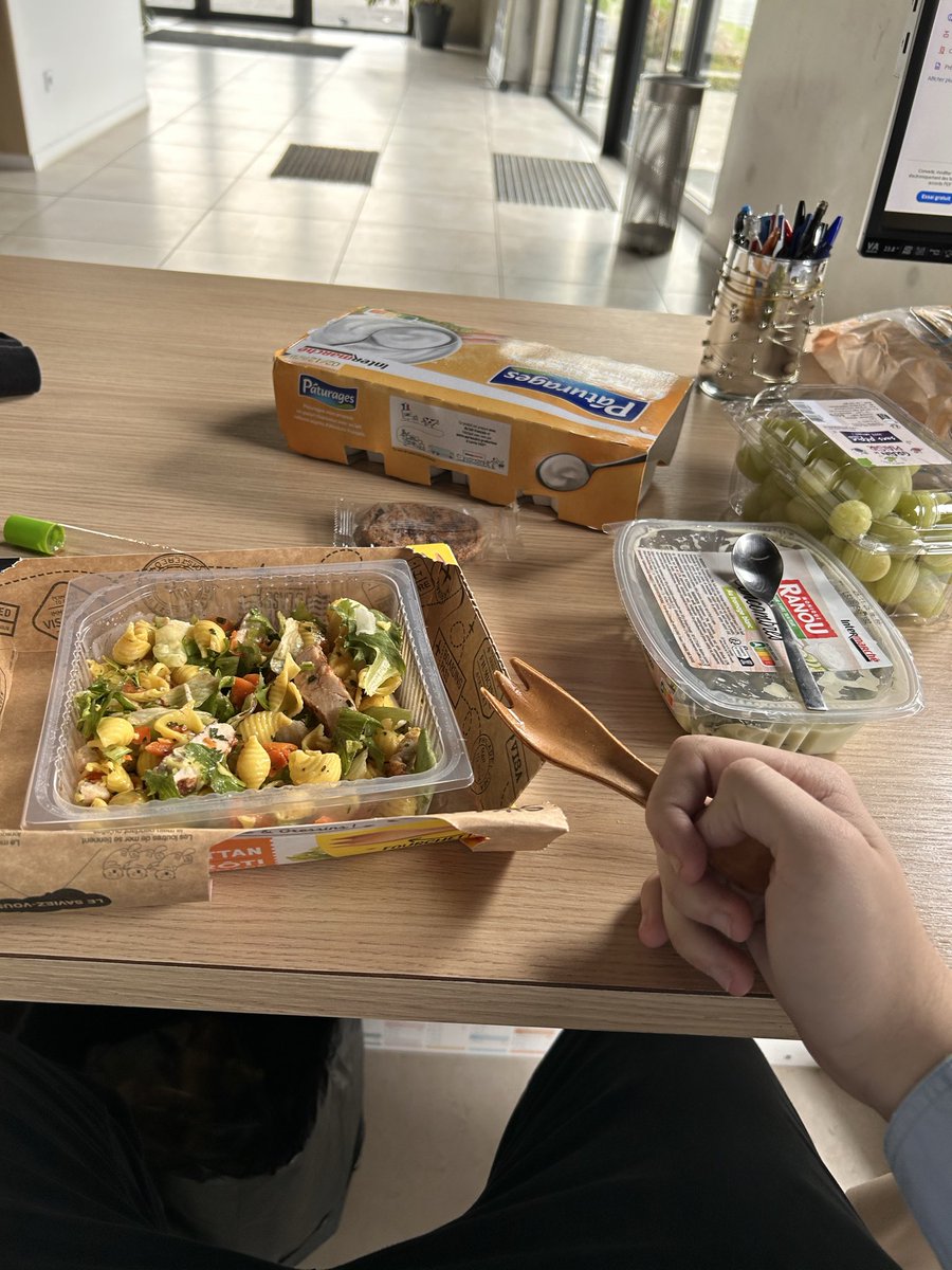 Zetsuboo__'s tweet image. Repas healty #amai