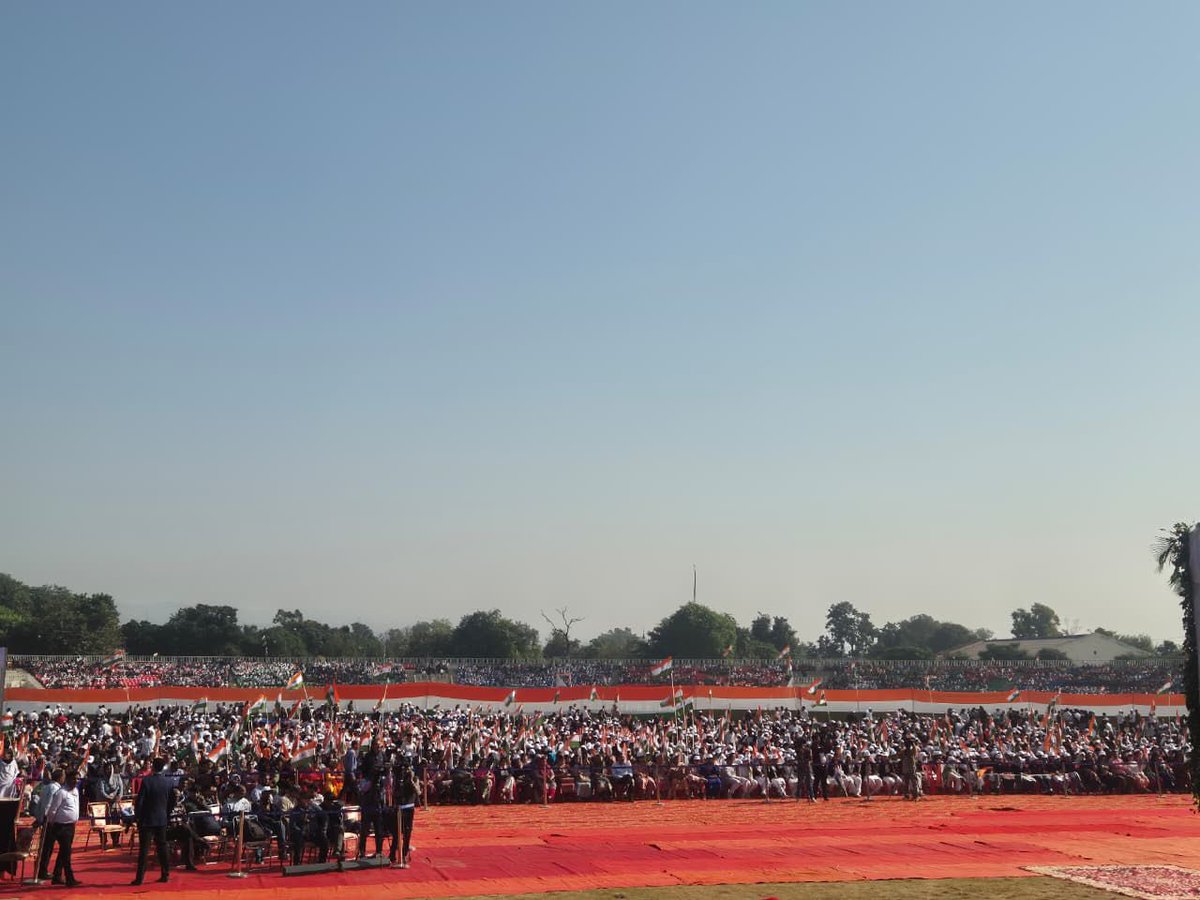 🇮🇳 Attended the Vande Mataram program at MA Stadium along with Hon. MLA’s, 
organised by the Department of Culture in collaboration with the Department of School Education.

A wonderful initiative celebrating patriotism and our rich cultural heritage. 🙏