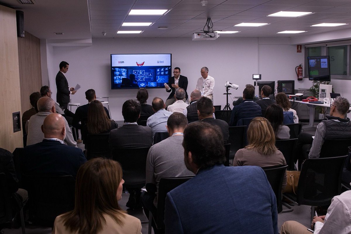LDAAudioTech's tweet image. Estuvimos en #Integra2 con #San2 Innovación Sostenible y @genetec mostrando cómo nuestra megafonía y evacuación por voz se integra en sistemas inteligentes. 💡

Charlas, demos y conexiones con profesionales que hacen los espacios más seguros.

#LDA #LDAAudioTech #PAVAsystems
