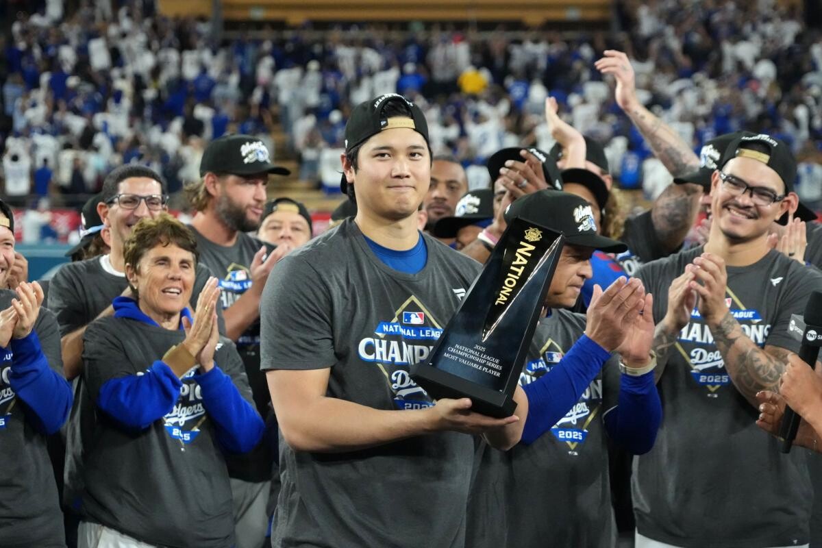 Notre journaliste Olivier Paquereau décrypte Shohei Ohtani : «Il coche toutes les cases pour devenir le plus grand joueur de tous les temps»
➡️ l.lequipe.fr/9Gj