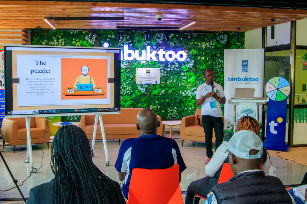 TechnopolisKE's tweet photo. Happening now at the #HackAGreenFuture hackathon, the Makueni County team is presenting innovative ideas to address the challenge:
How might we design climate-smart, tech-enabled solutions that connect farmers to reliable markets, reduce post-harvest losses, increase incomes, and strengthen resilience to climate shocks?

Powering agriculture with innovation for a sustainable, prosperous Makueni #SiliconSavannah