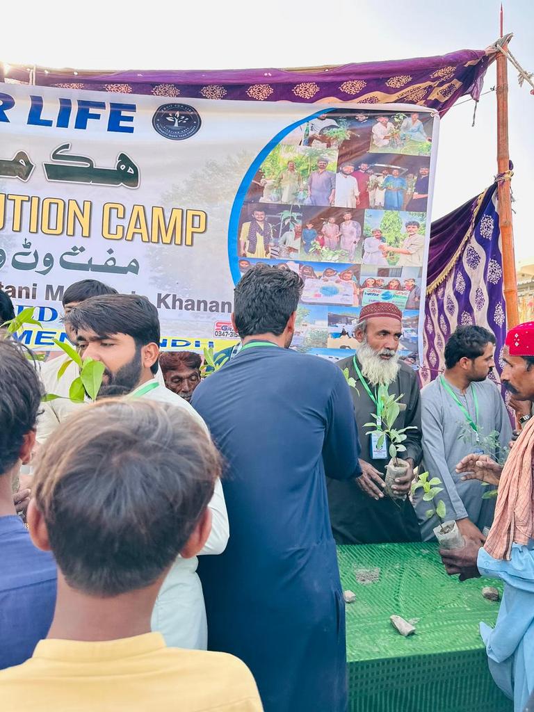 Sindh_Climate's tweet photo. راڄوخاناڻي ۾ سنڌ ڪلائمٽ ڊي جي موقعي تي 1500 کان به وڌيڪ وڻ شھرين ۾ تقسيم ڪيا ويا 
گڏوگڏ ڪلائمٽ ايڪشن موومينٽ سان رضاڪارانه طور ڪم  ڪندڙ نوجوان ۾ سرٽيفڪيٽ پڻ تقسيم ڪيا ويا 
#SindhClimateDay2025 https://t.co/Kj0ldKiIRY