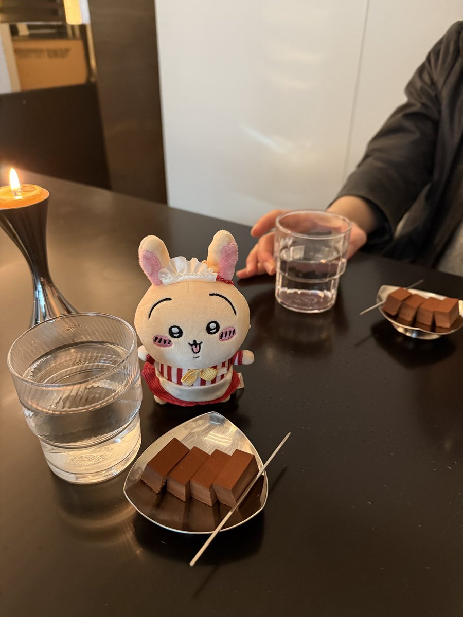 오랜만에 쇼콜라디제이에서 황홀한 시간을 갖다