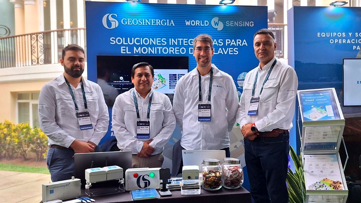 Worldsensing's tweet image. We attended the 10th RELAVES Peru Congress 2025 in Lima 🇵🇪 with our partner Geosinergia!

Our team shared how Worldsensing’s #remotemonitoring brings precision &amp;amp; #connectivity to #tailingsmanagement 📡🏗️

#Innovation #Mining