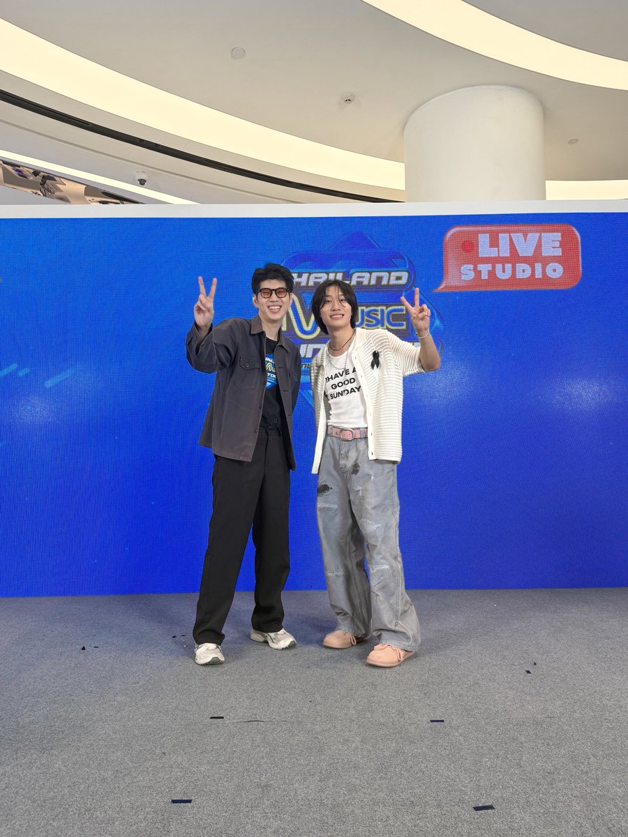 DJsosave tweet media