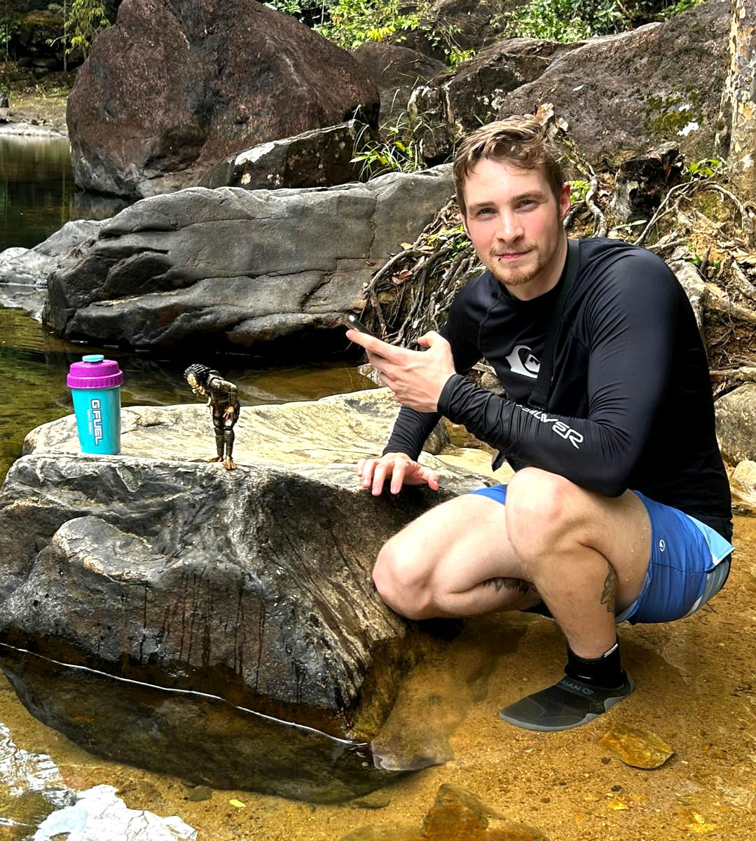 freeze_engine's tweet photo. #GFUEL is a lifestyle 🙌🏻 Keeping me energized and hydrated, even during the hottest Photoshoots 📸
Every friday of November is #GFUELFreebieFriday 🤯
Spend $60+ and get a free mystery gift!
Start shopping and save 20% with Code FREEZE 👇🏻
https://t.co/LHmtnfICgW
#GFUELCollection https://t.co/Xqm9EQYrRM